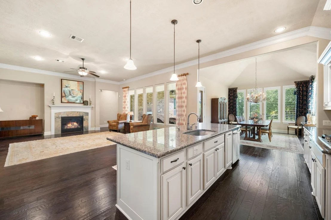 Photo of 34 Edgemont Court
