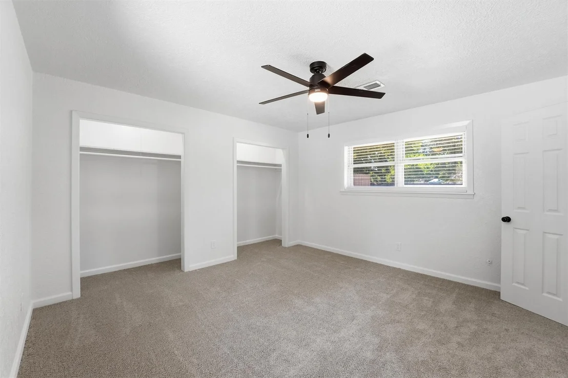 Photo of 10302 Belfast Road