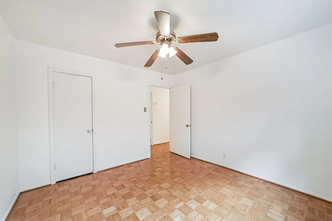 Photo of 7510 Romney Road