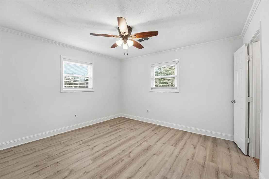 Photo of 715 Timber Cove Drive