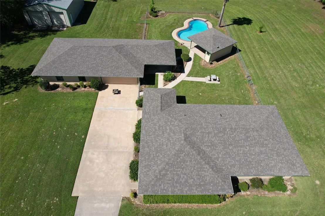 Photo of 1085 County Road 2222
