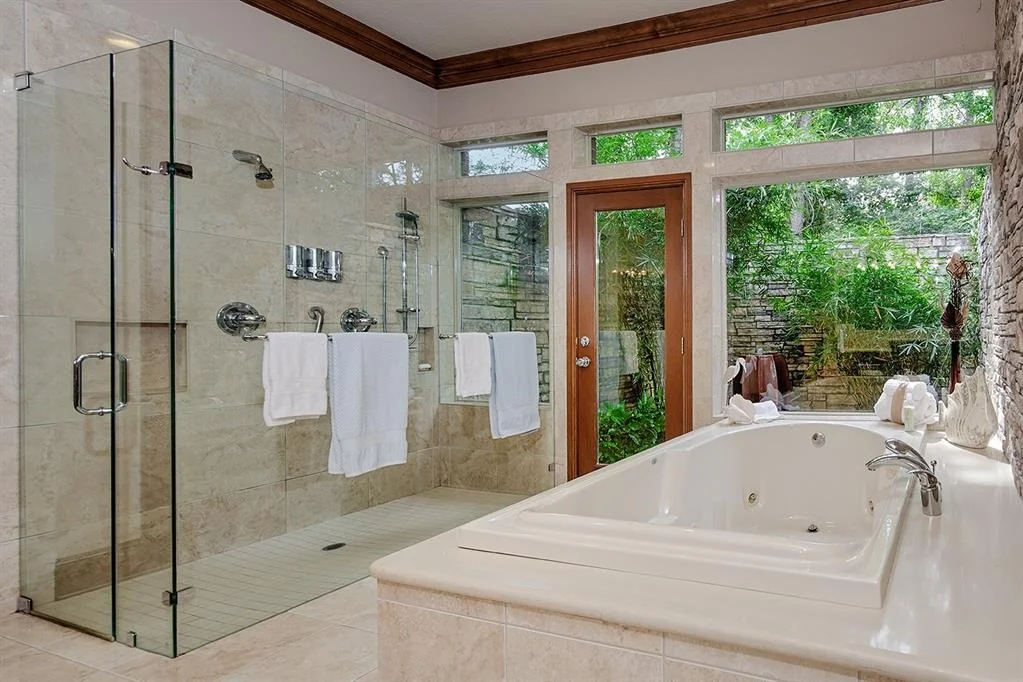 Photo of 11 Chestnut Hill Court