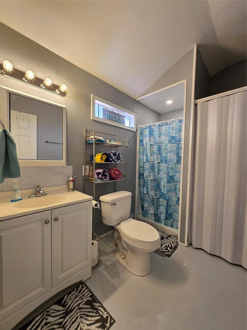 Photo of 167 Piranha Drive