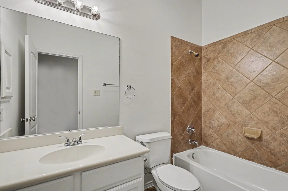 Photo of 1323 Laura Hills Lane