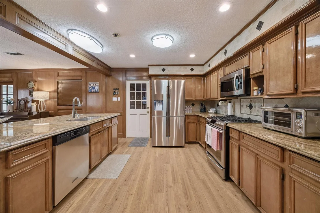 Photo of 1829 Campbell Road