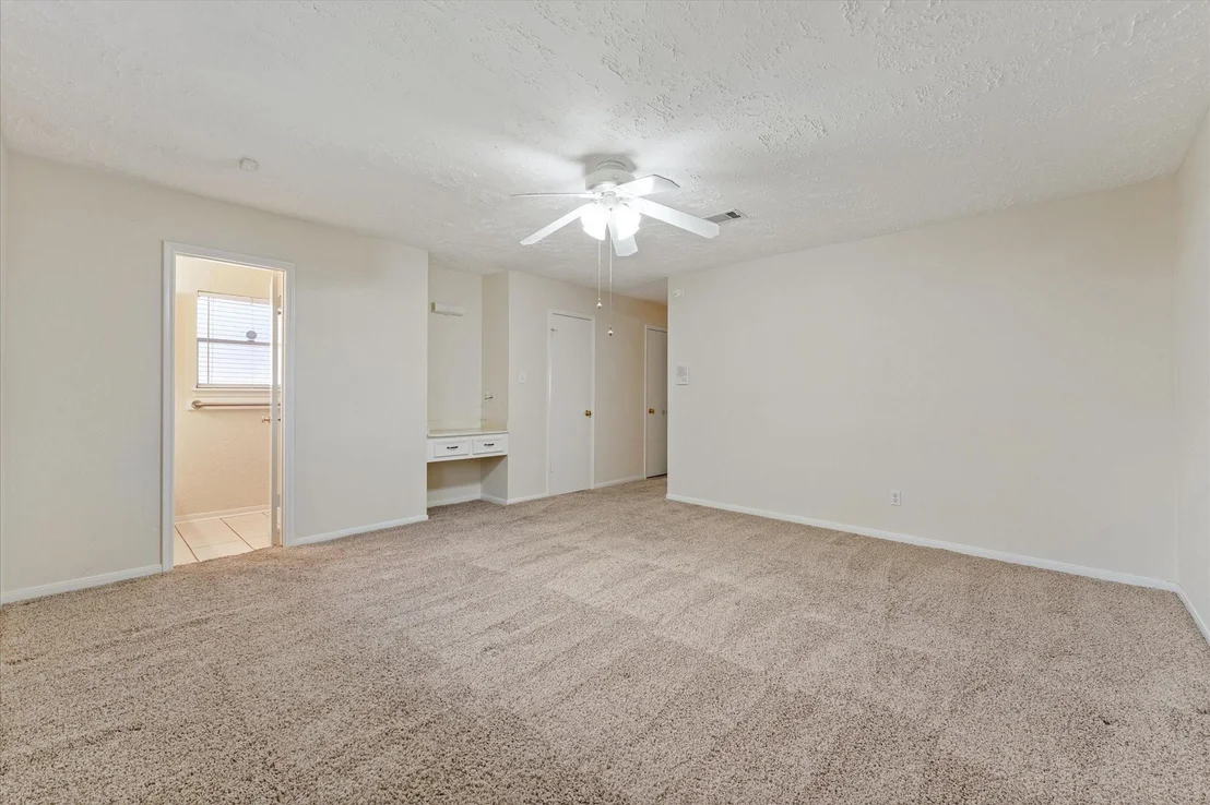 Photo of 4711 Carbrook Court