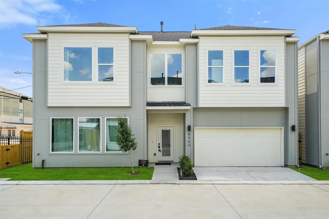 Photo of 8902 Knoll Branch Dr Drive