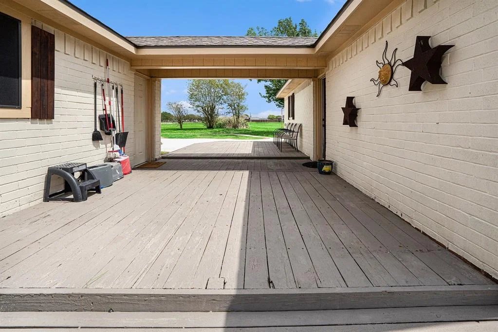 Photo of 4206 Lawrence Road