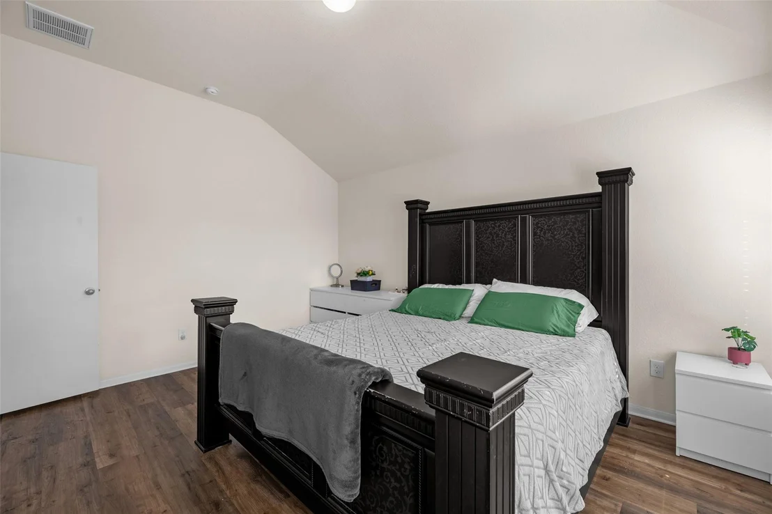 Photo of 2115 Red Cedar Trail