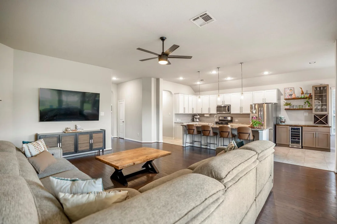 Photo of 7511 Laguna Lake Drive