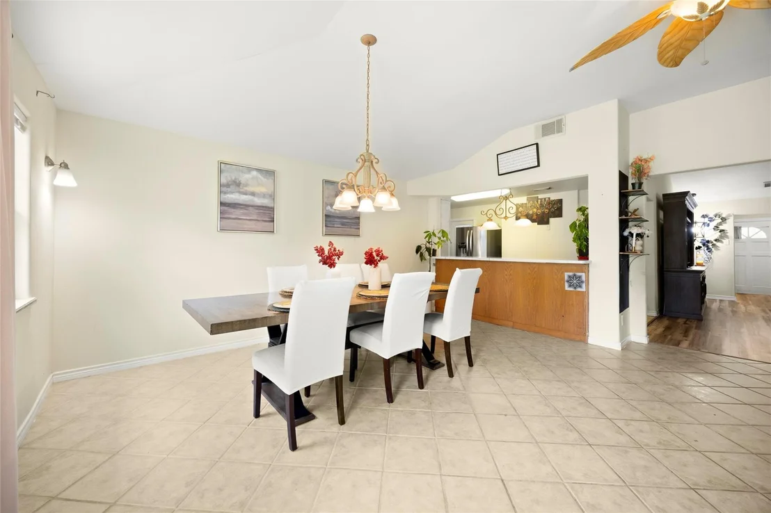 Photo of 7911 Jonquil Drive