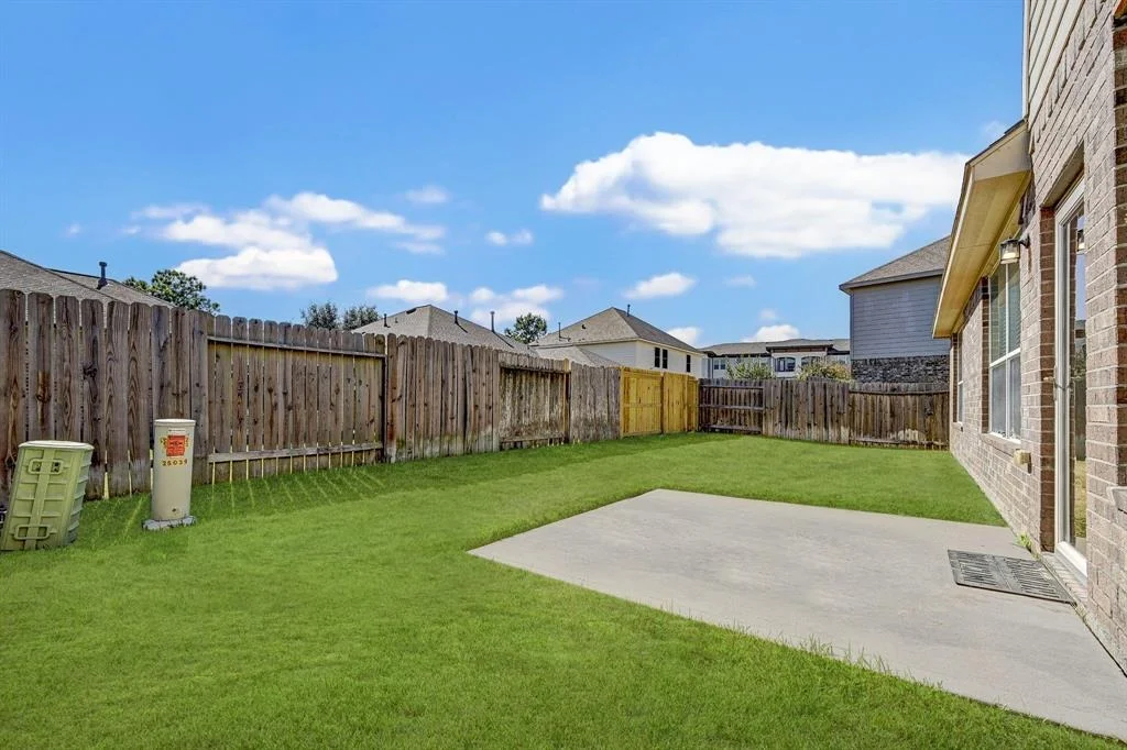 Photo of 25039 Lenora Drive