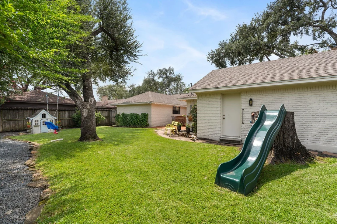 Photo of 2018 Millwood Drive
