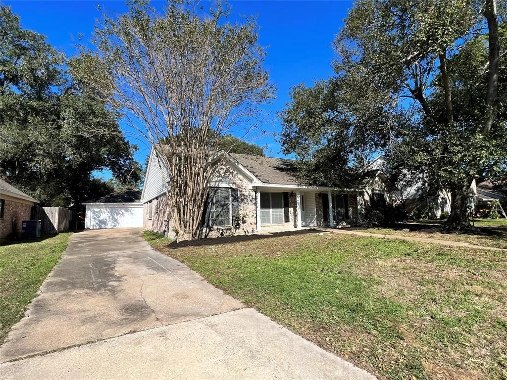 Photo of 1022 Tuliptree Lane