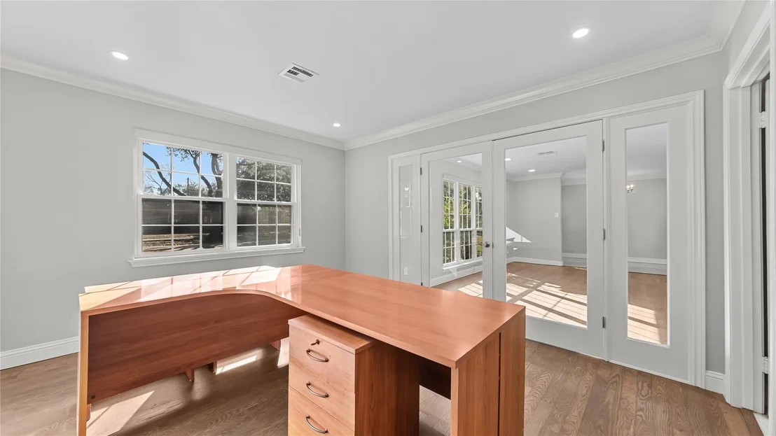 Photo of 11002 Renwick Drive