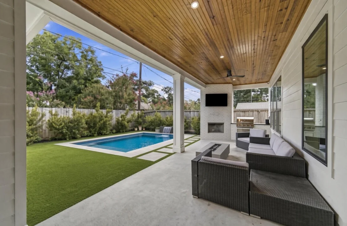 Photo of 1030 Chamboard Lane