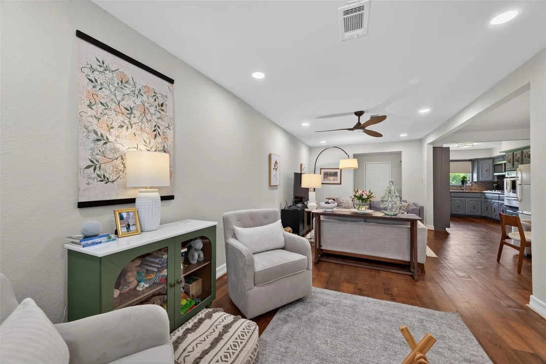 Photo of 7615 Azalea Street