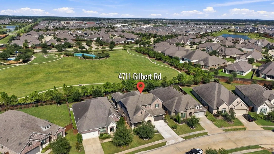 Photo of 4711 Gilbert Road