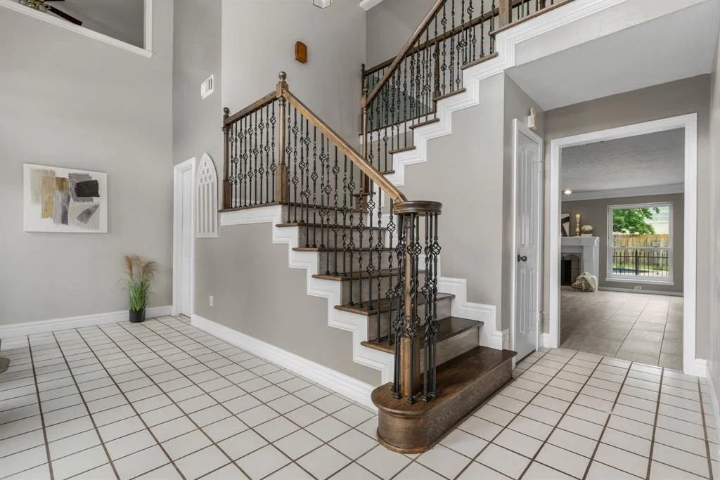 Photo of 5923 Silent Oaks Drive