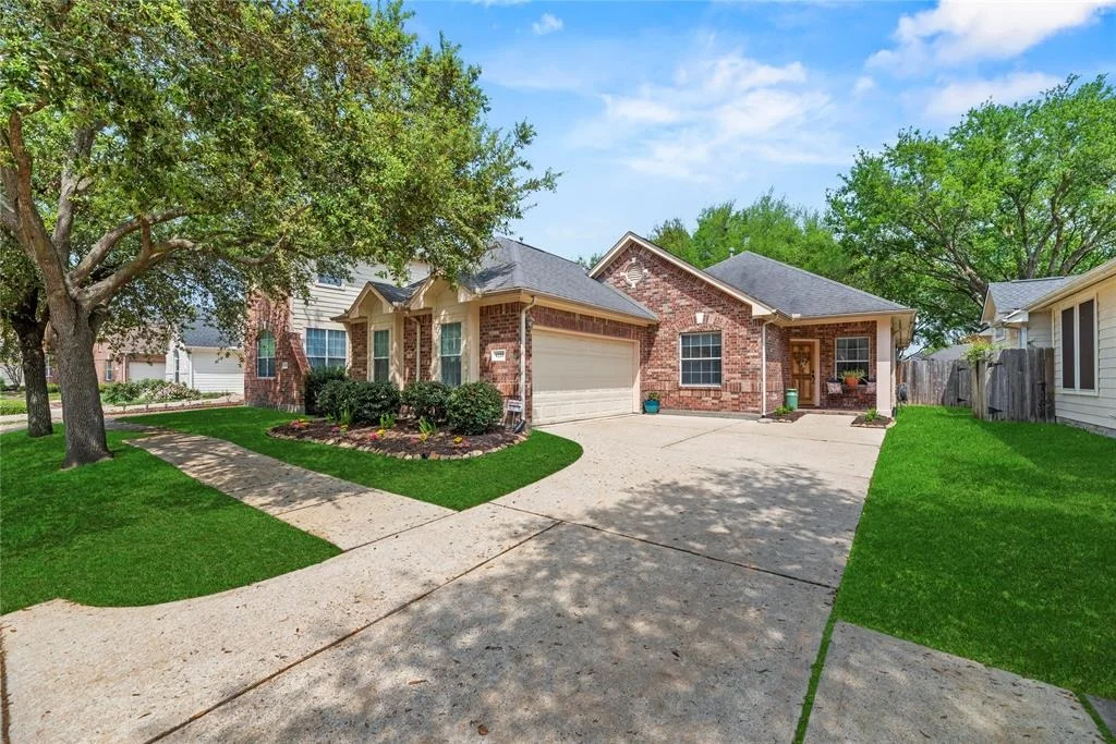 Photo of 6211 Cameron Cove Lane