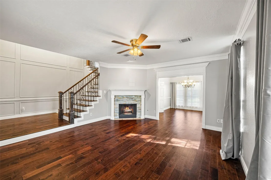 Photo of 6822 Kemper Drive