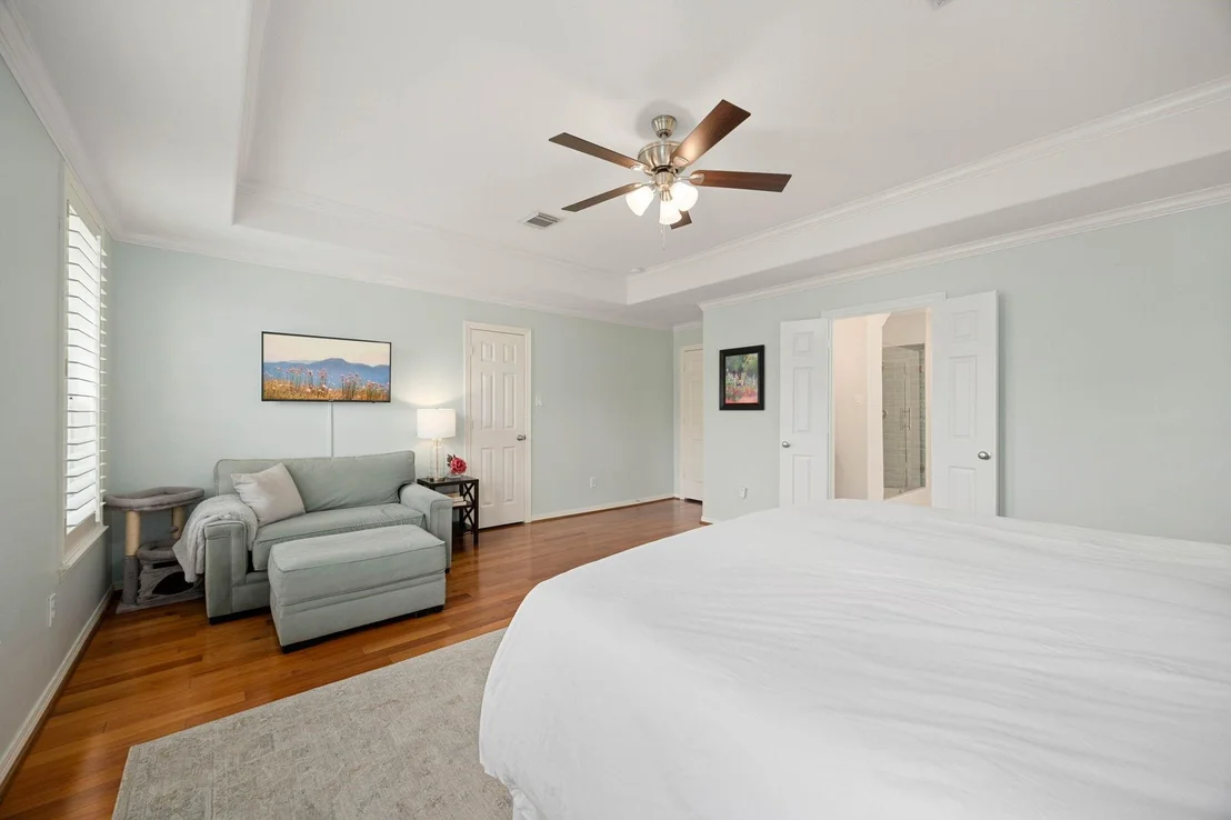 Photo of 137 White Drive
