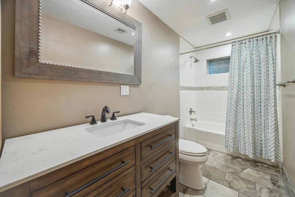 Photo of 2110 Lamonte Lane