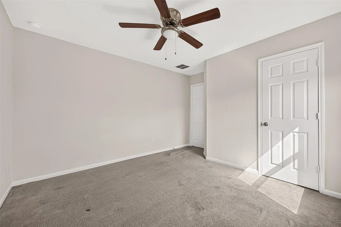 Photo of 25314 Queens Causeway Lane