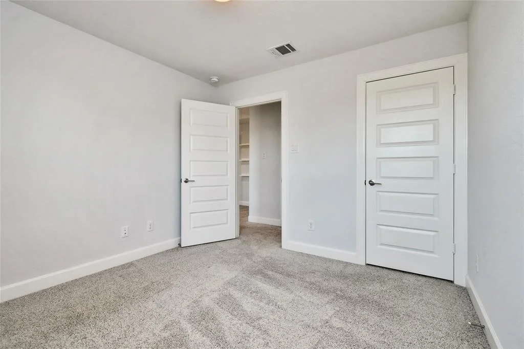 Photo of 305 Willard Street