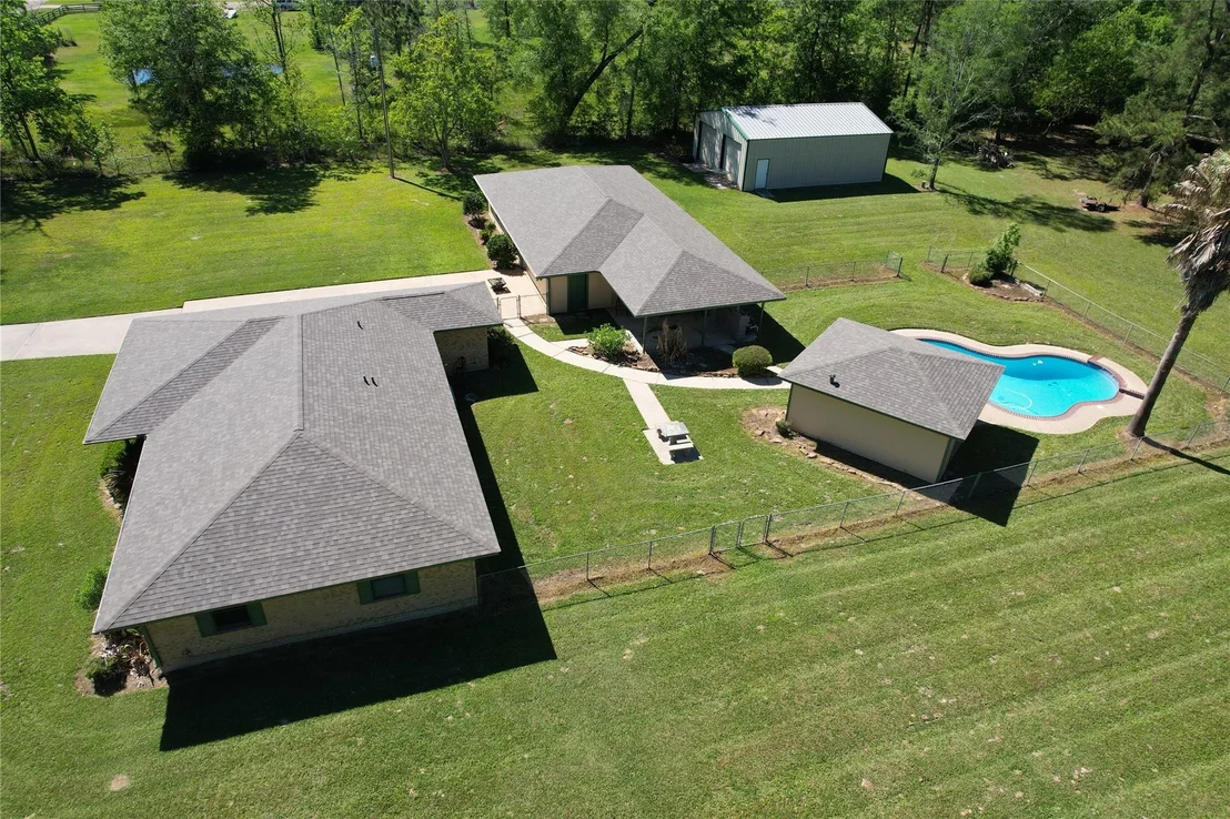 Photo of 1085 County Road 2222