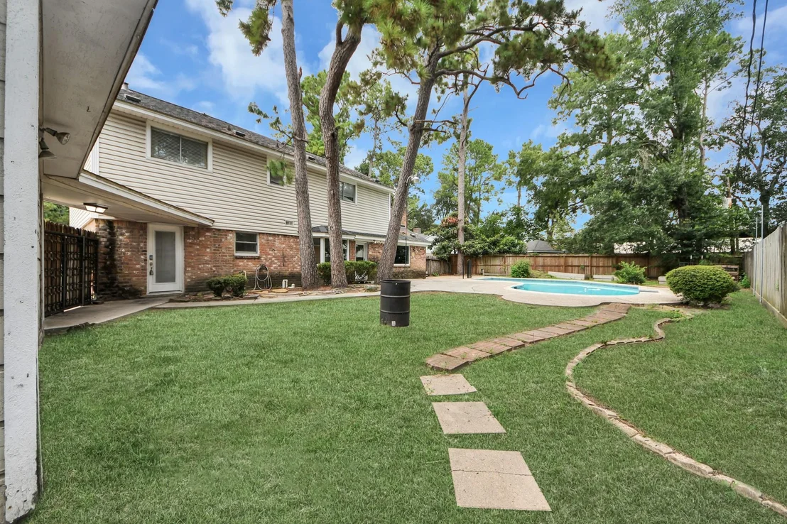 Photo of 5807 Foresthaven Drive
