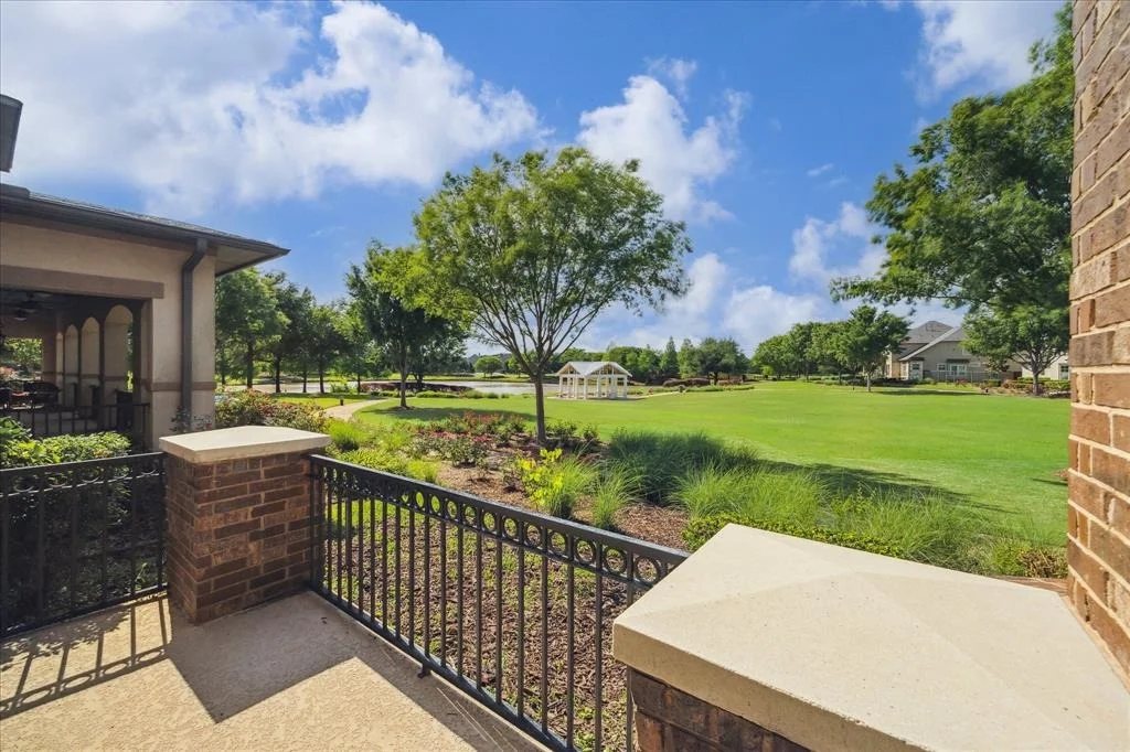 Photo of 906 Weldon Park Drive