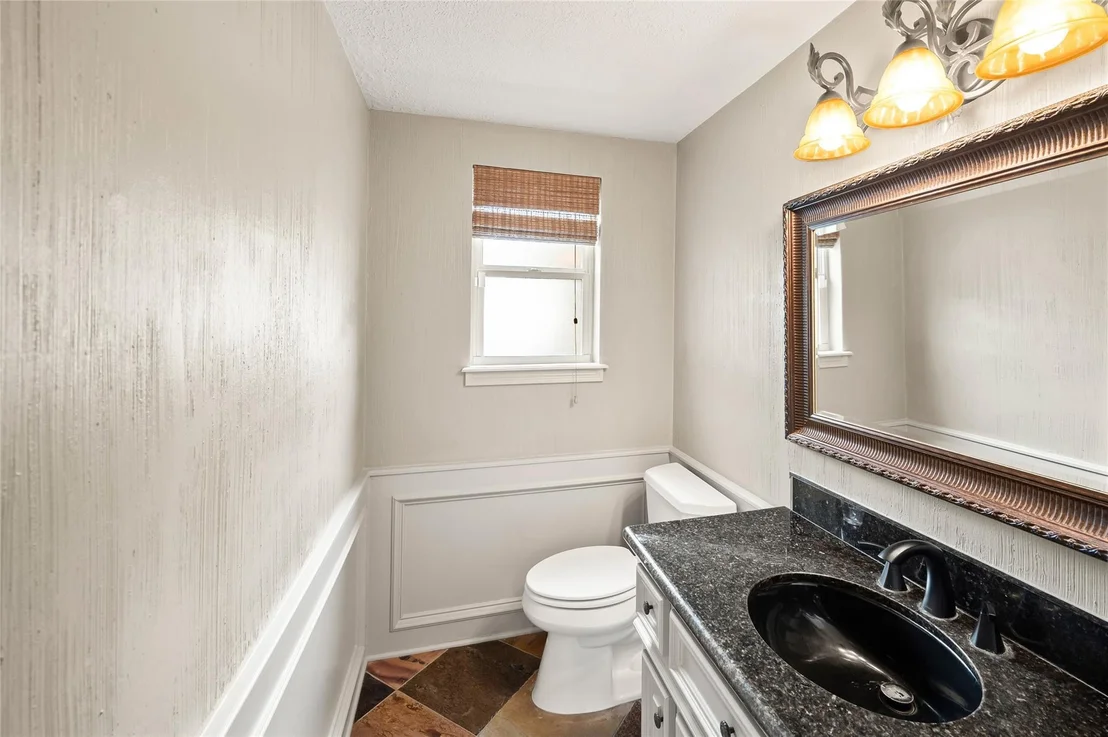 Photo of 610 Rock Cove