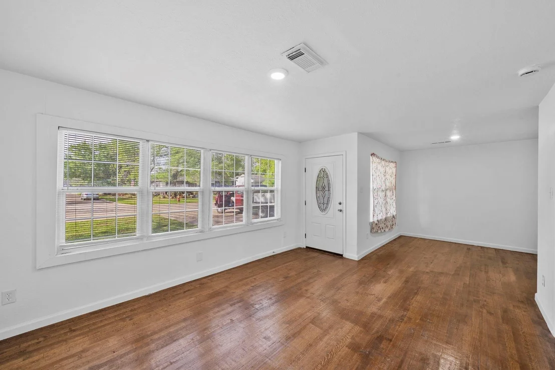 Photo of 1614 Palmwood Drive