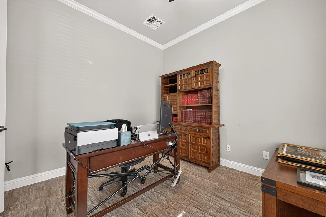 Photo of 8511 Flagman Trail