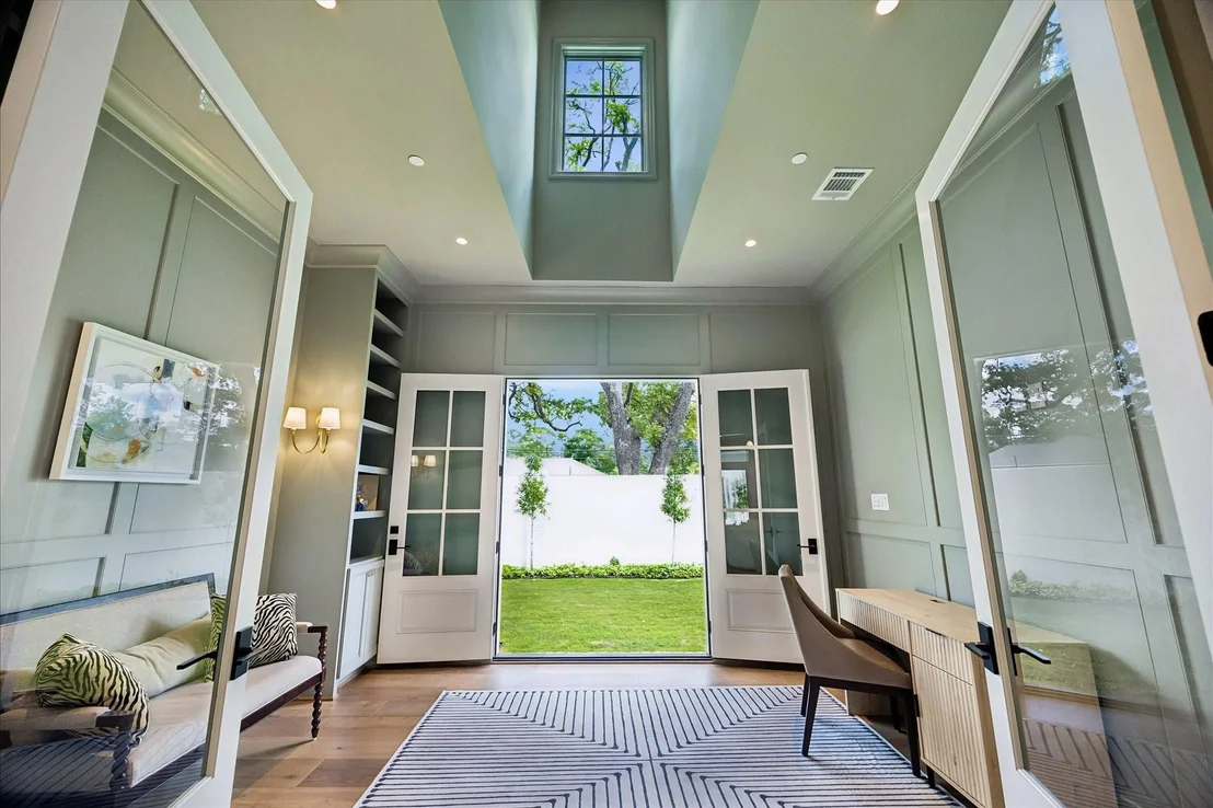 Photo of 10801 Long Shadow Lane