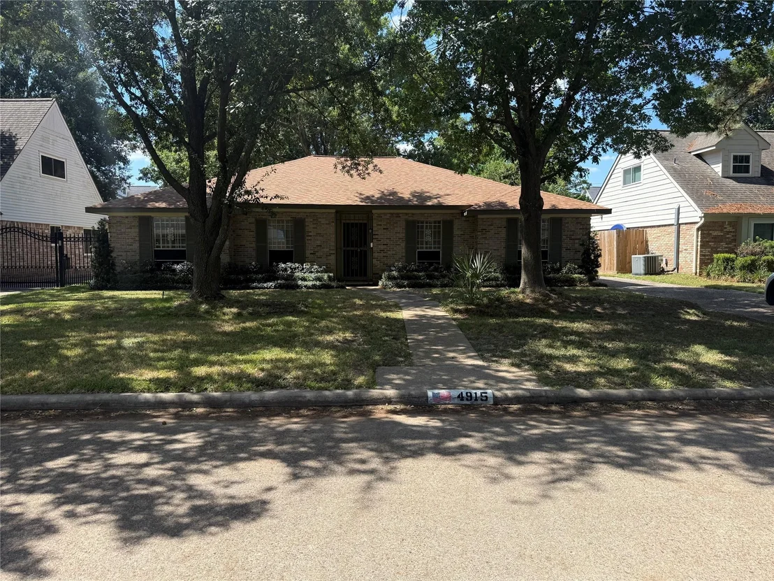 Photo of 4915 Apollo Street