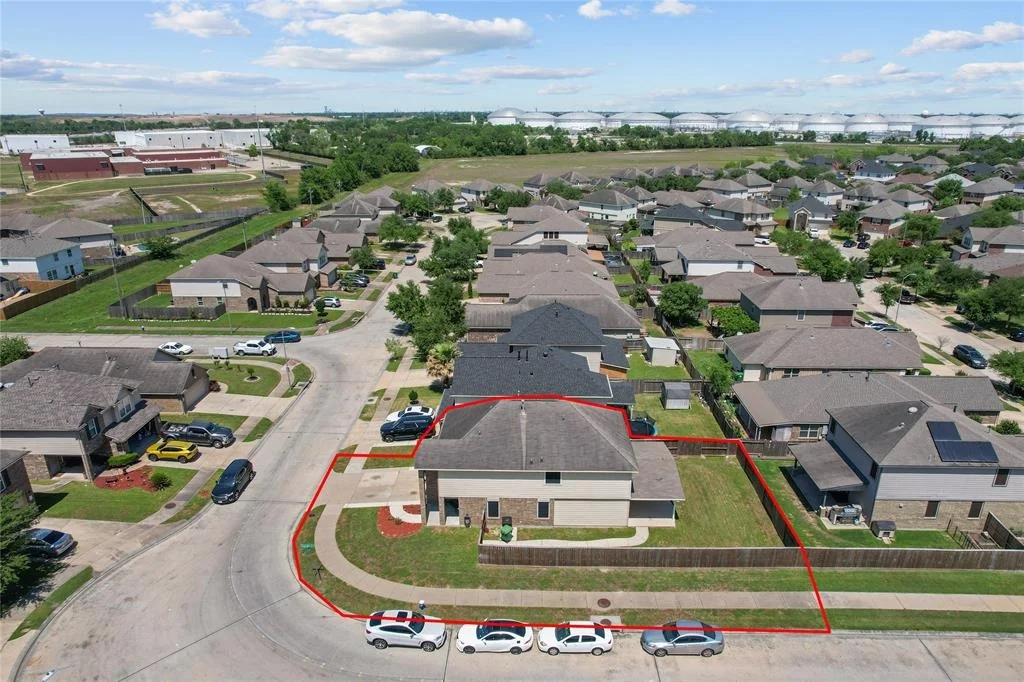 Photo of 10810 Brittan Leaf Lane