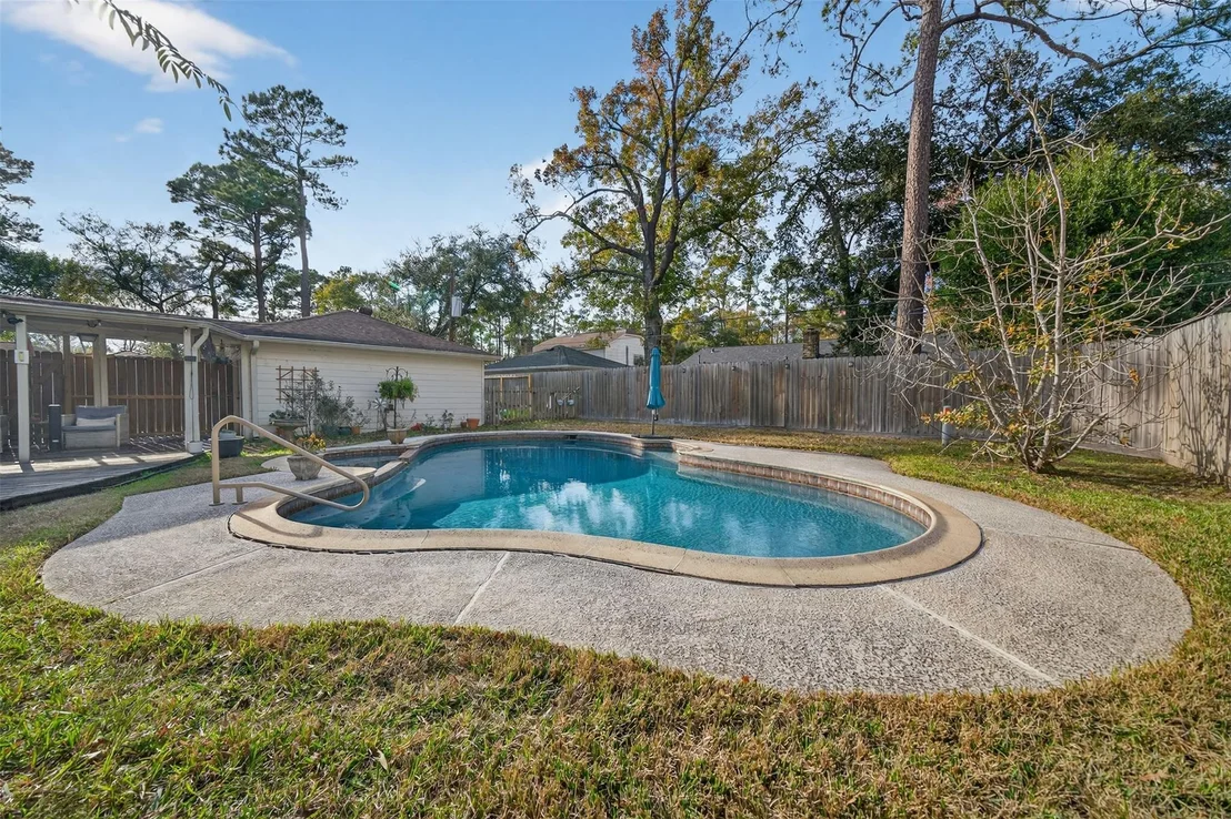 Photo of 5934 Theall Road