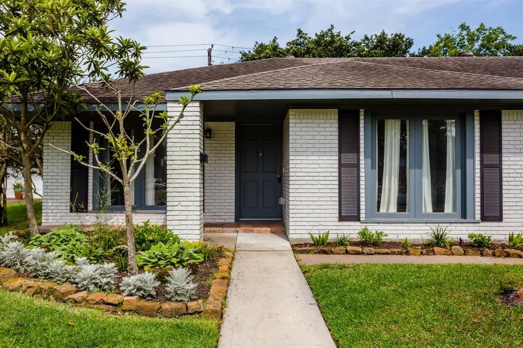 Photo of 10414 Willowisp Drive