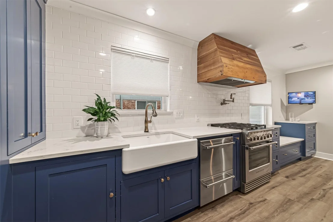 Photo of 10606 Riverview Drive