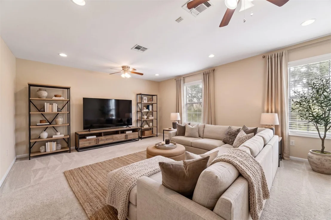 Photo of 2408 Intrepid Way