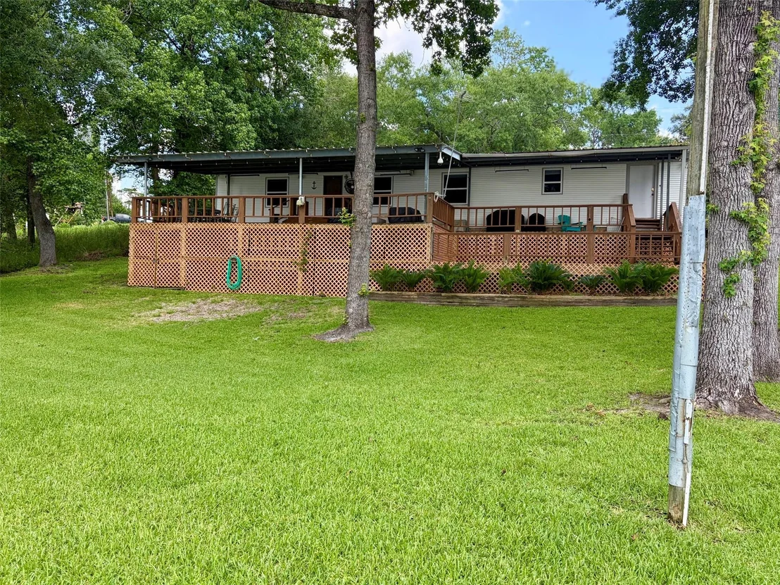 Photo of 860 Plum Tree