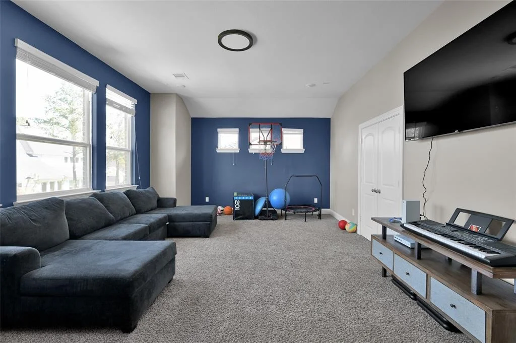 Photo of 18 Woodborough Way