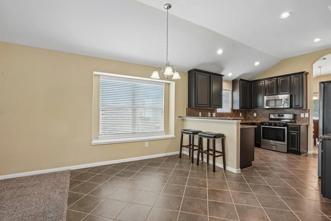Photo of 5018 Bay Lane