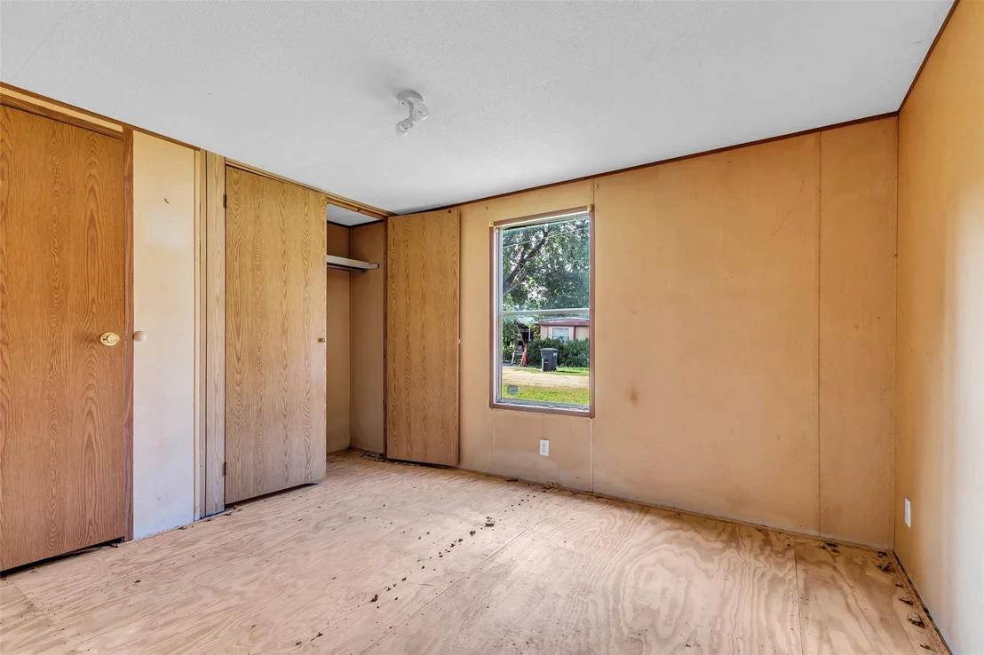Photo of 8598 Waywood