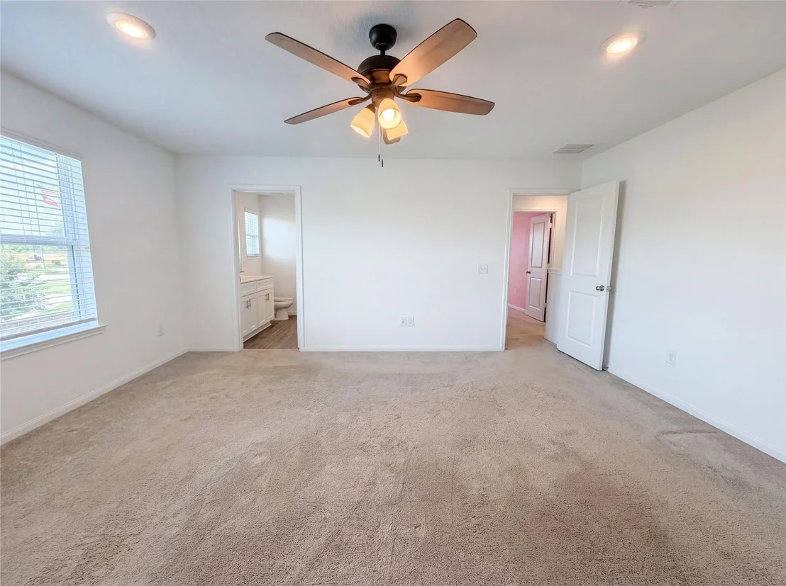 Photo of 25635 Balsamroot Drive