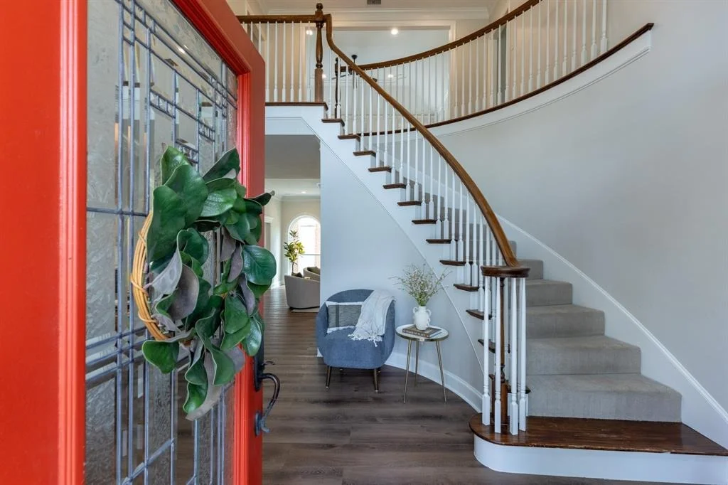 Photo of 38 E Shadowpoint Circle