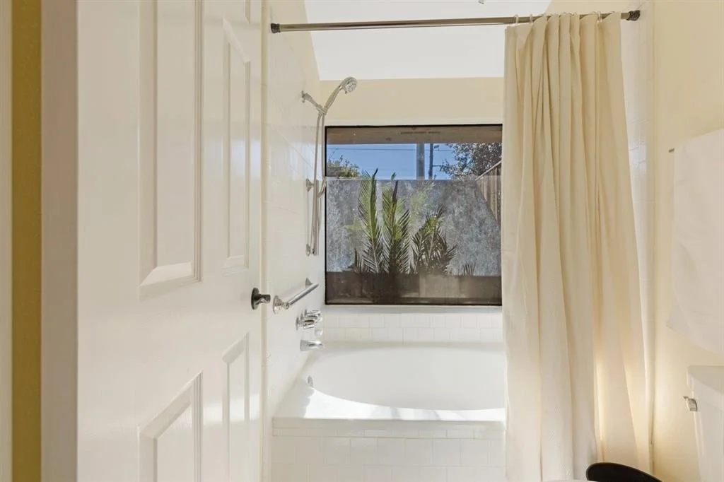Photo of 2710 Pineleaf Drive
