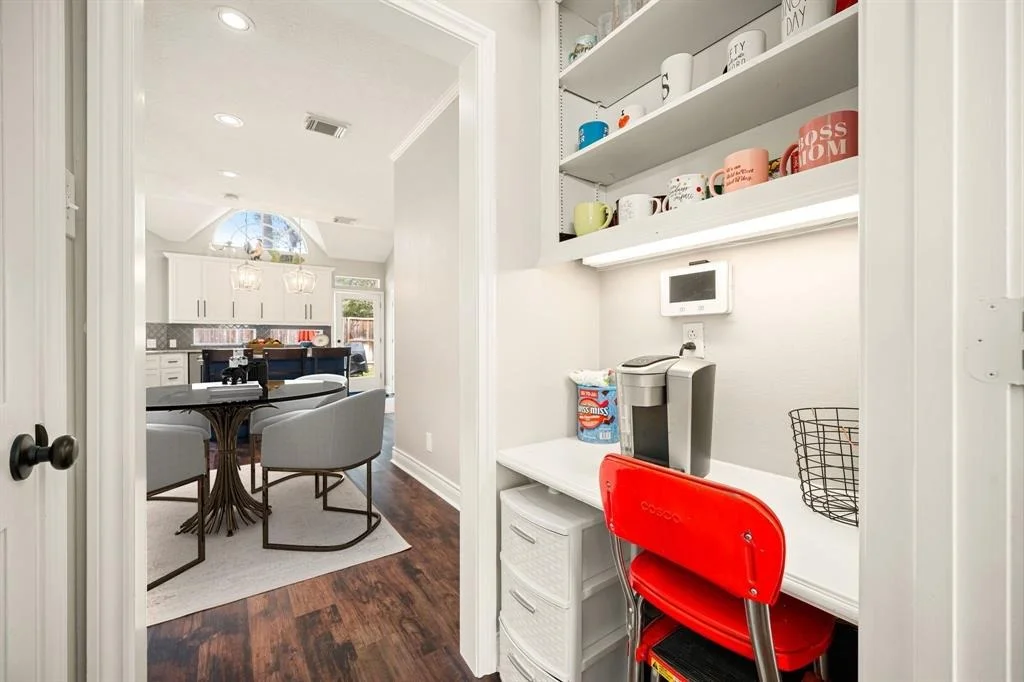 Photo of 14102 Haynes Drive